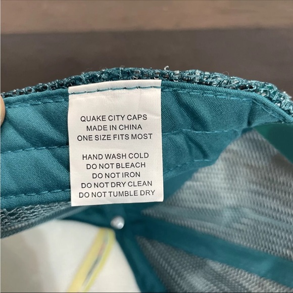 Kona Spiked Island Seitzer Trucker Hat Flower Embroidered SnapBack Cap Hat - Picture 6 of 6